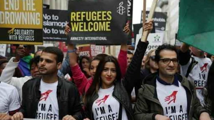 Bijna 20.000 mensen op straat in Londen voor vluchtelingen
