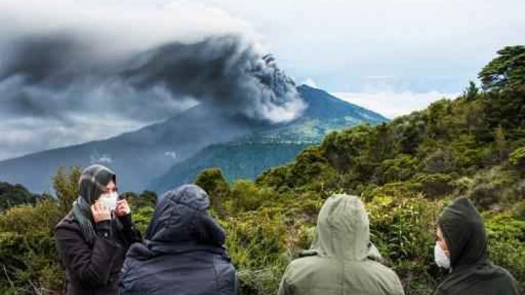Vulkaan barst uit in Costa Rica