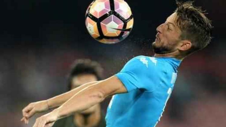 Belgen in het buitenland - Napoli houdt drie punten thuis tegen Chievo