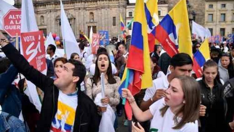 Vredesakkoord Colombia - Santos en "Timosjenko" ondertekenen vredesakkoord