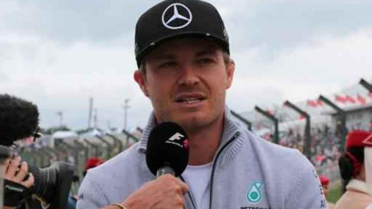 F1 - GP van Japan - WK-leider Nico Rosberg (Mercedes) rijdt naar zege in Suzuka