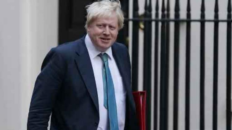 Boris Johnson roept op om te betogen voor Russische ambassade