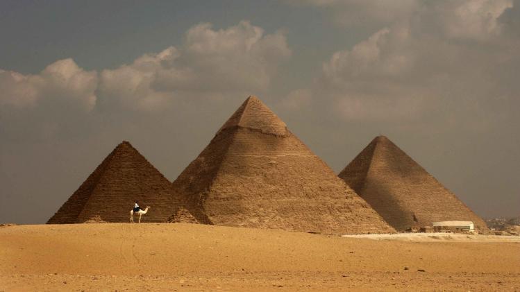 Tourism around the Great Pyramids of Giza