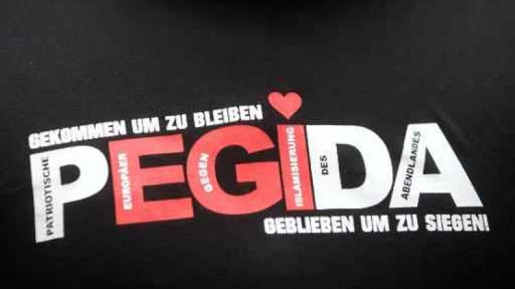 Duizenden manifesteren in Dresden voor openheid en tolerantie na tweede verjaardag Pegida