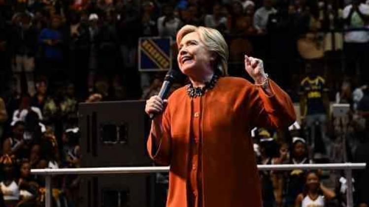 FBI heropent het onderzoek naar de private e-mailserver van Hillary Clinton