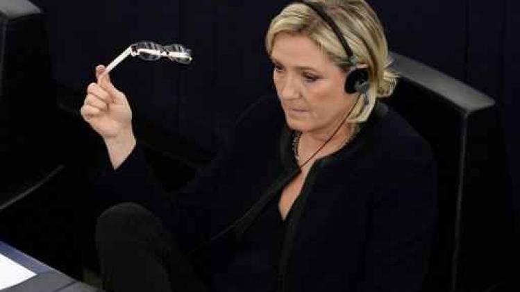 Europa eist 339.000 euro van Marine Le Pen