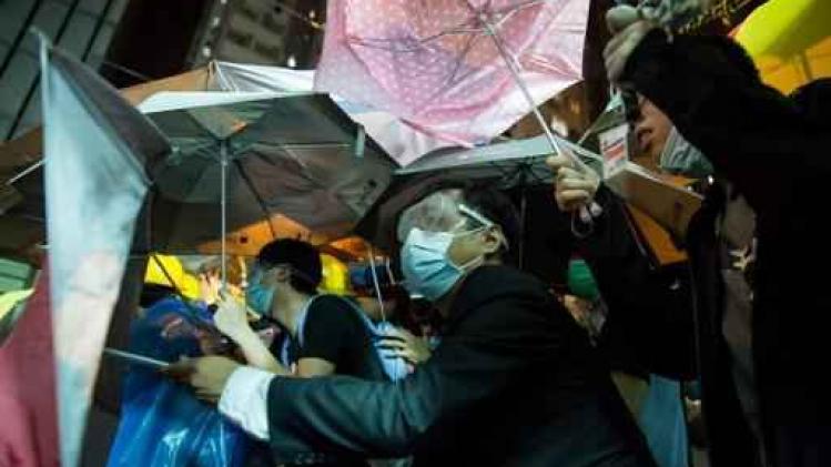 Rumoerige betoging in Hongkong tegen bemoeizucht Peking