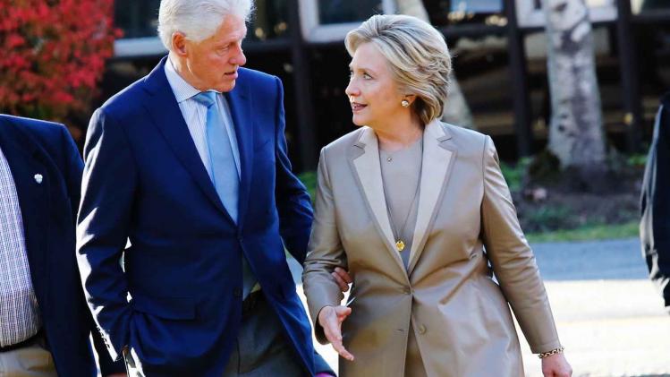 Bill en Hillary Clinton gaan stemmen