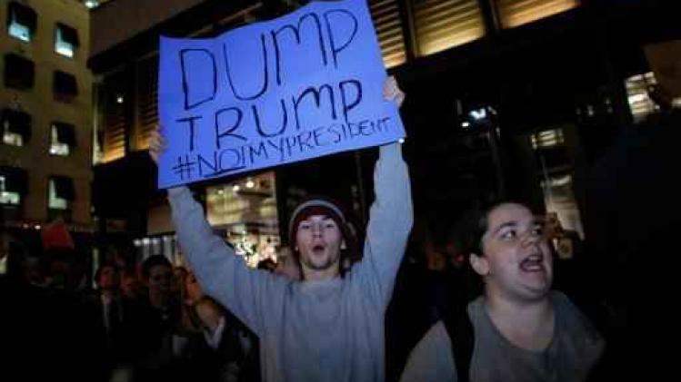Trump verslaat Clinton - Derde avond van protesten na verkiezingsoverwinning Trump