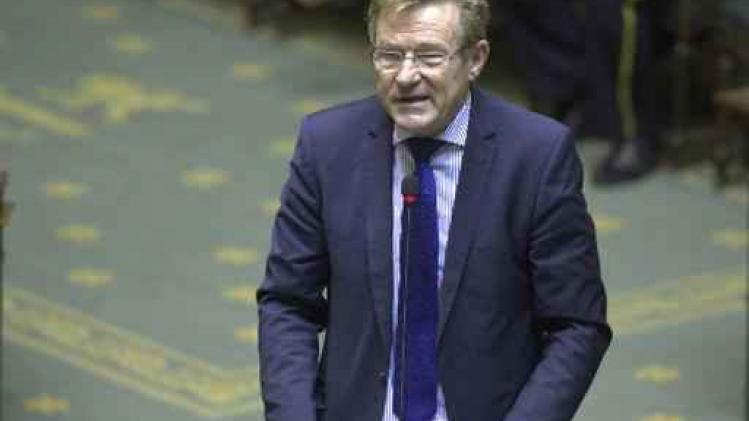 CD&V-Europarlementslid haalt uit naar minister Van Overtveldt