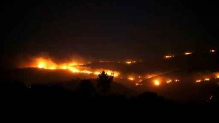 Bosbranden naderen Israëlische nederzetting op Westelijke Jordaanoever