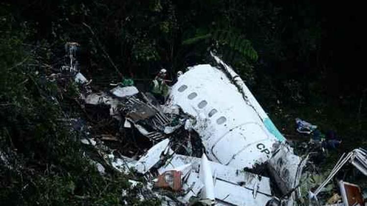 Vliegtuigcrash Colombia - Dodental bijgesteld naar 71