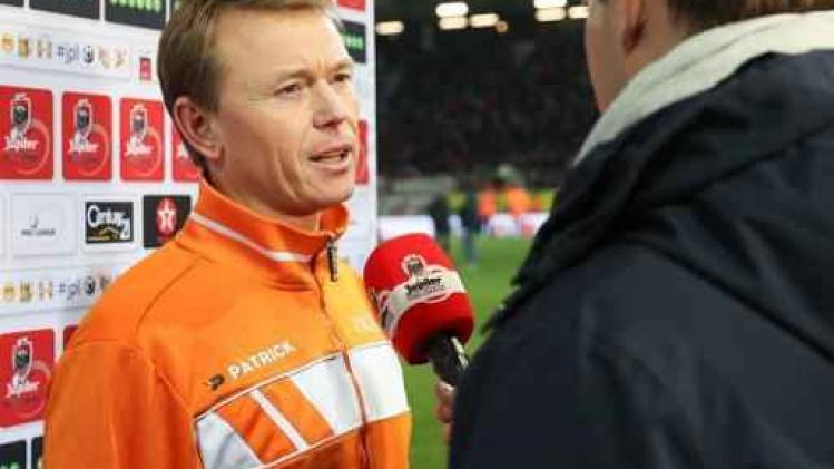 Charleroi-Standard stopgezet - Gumienny: "Konden de veiligheid van de spelers niet meer garanderen"