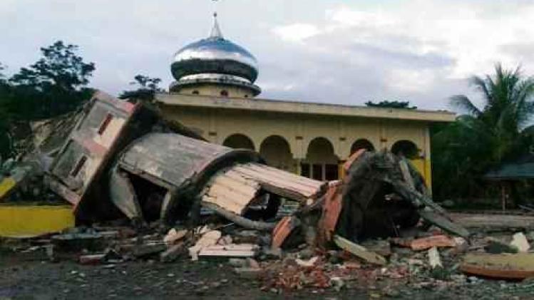 Minstens tien doden bij aardbeving in Indonesië