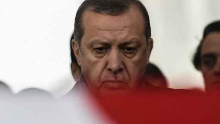 Turkse president Erdogan zegt Poetin te zullen bellen