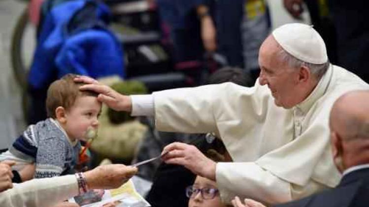 Jarige paus Franciscus wenst zichzelf een rustige
