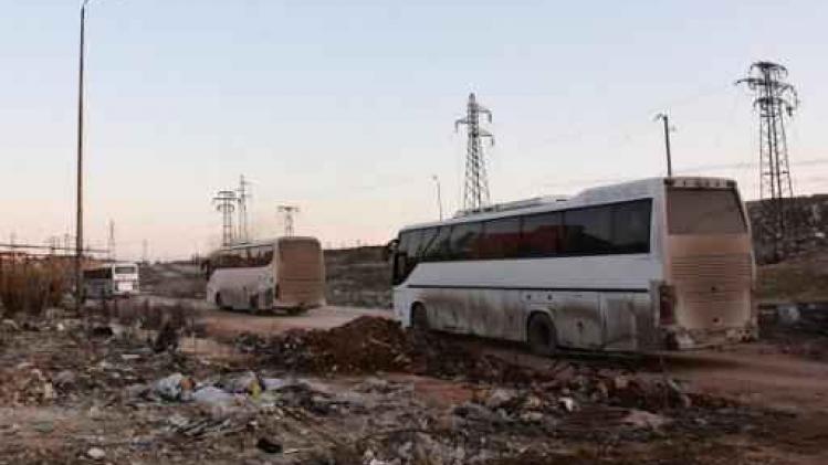 Ongeveer 3.500 mensen geëvacueerd uit oost-Aleppo