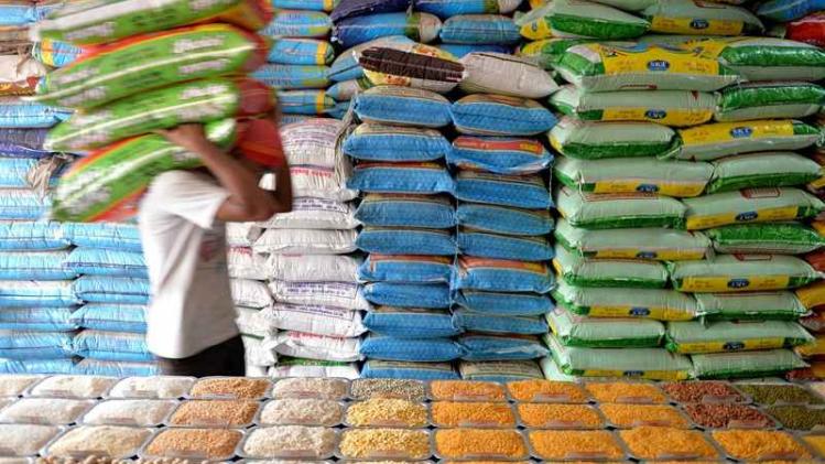 INDIA-FOOD-POVERTY-LAW