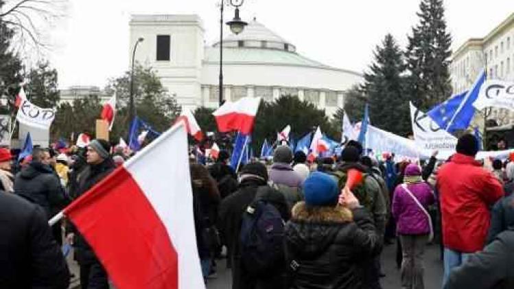 Poolse oppositie zet protest verder tijdens kerstdagen