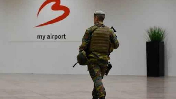 Vakbonden Brussels Airport zien nog steeds verbeterpunten voor beveiliging luchthaven