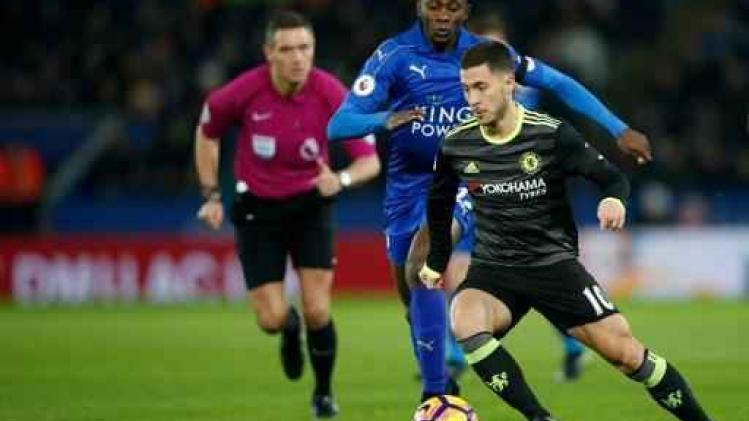 Belgen in het buitenland - Chelsea heeft geen moeite met kampioen Leicester