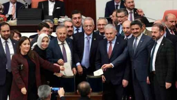 Turks parlement keurt in eerste lezing controversiële grondwetshervorming goed