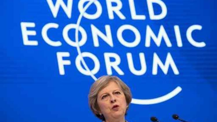 Theresa May tracht economische elite in Davos te sussen