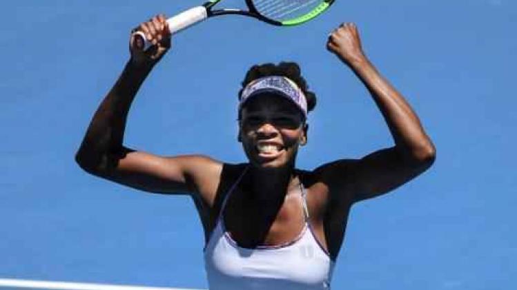 Venus Williams na veertien jaar nog eens in halve finale