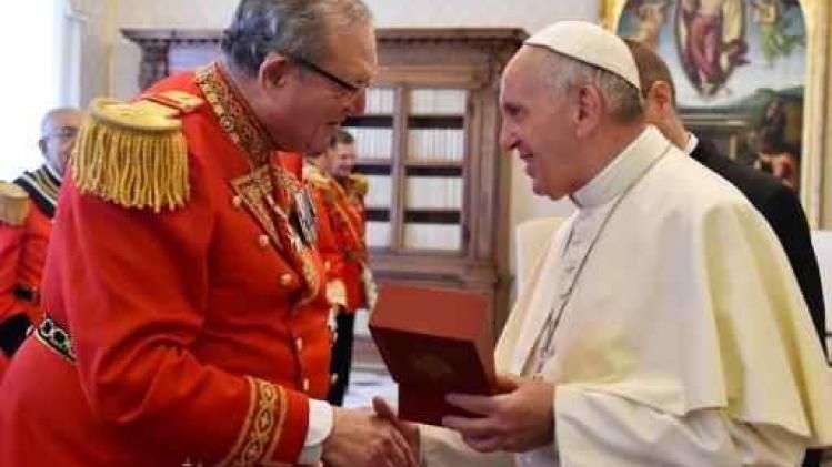 Grootmeester van Orde van Malta neemt ontslag na geschil met Vaticaan