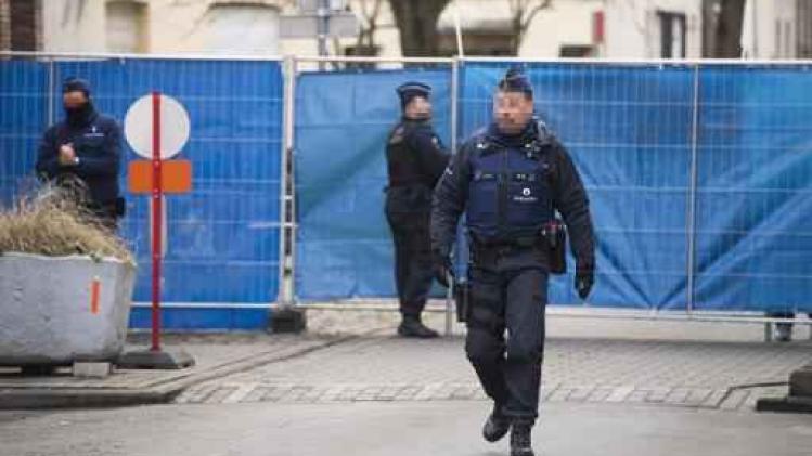 Verdachte Sofiene Ayari aanwezig bij reconstructie schietpartij in Driesstraat Vorst