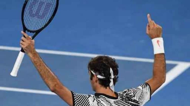 Federer plaatst zich voor Australian Open-finale