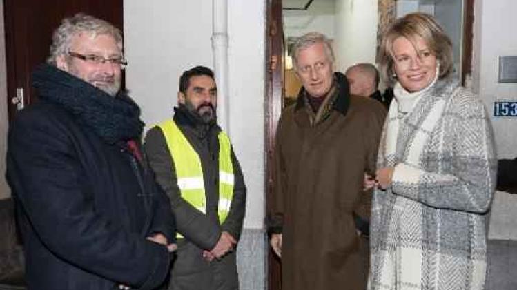 Koning Filip en koningin Mathilde bezoeken daklozenopvang in Brussel