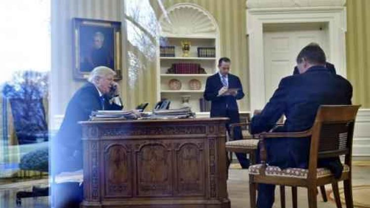 Beleid Trump - Trump telefoneert met Merkel - Shinzo Abe op 10 februari in Witte Huis