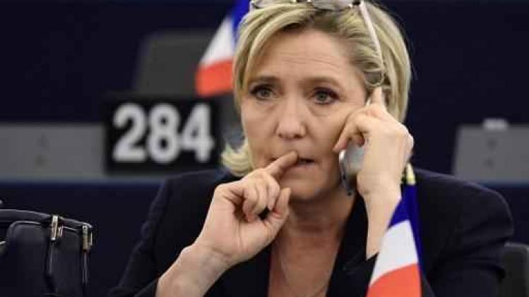 Europees Parlement houdt deel loon Marine Le Pen in