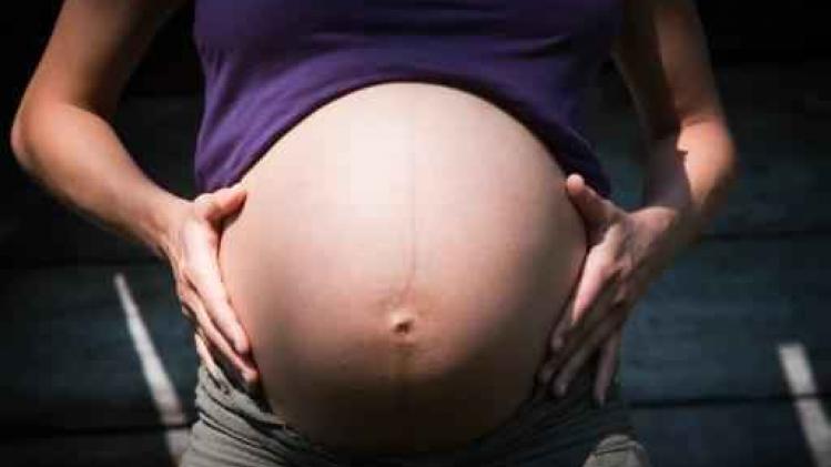 Heftig debat in de Kamer over prenatale erkenning