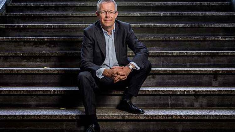 Banner__0000_170213_cover_comeos_dominiqe michel