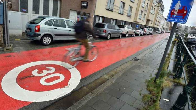 BELGIUM GENT CYCLING STREET SIGNS