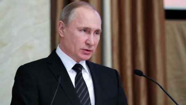 Poetin wil "herstel van dialoog" tussen Amerikaanse en Russische inlichtingendiensten