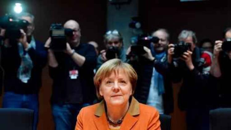 Angela Merkel benadrukt dat ze niets wist van Duitse hulp aan NSA
