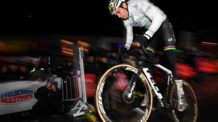 Wout van Aert en Sophie de Boer winnen Cyclocrossmasters