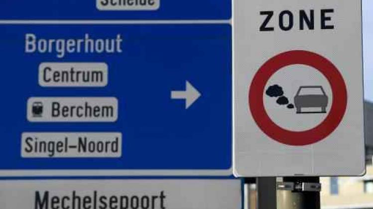 Eigenaars van oldtimers willen Antwerpen en Vlaanderen in gebreke stellen voor invoering lage-emissiezone