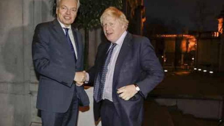 Britse buitenlandminister op bezoek bij Bourgeois en Reynders