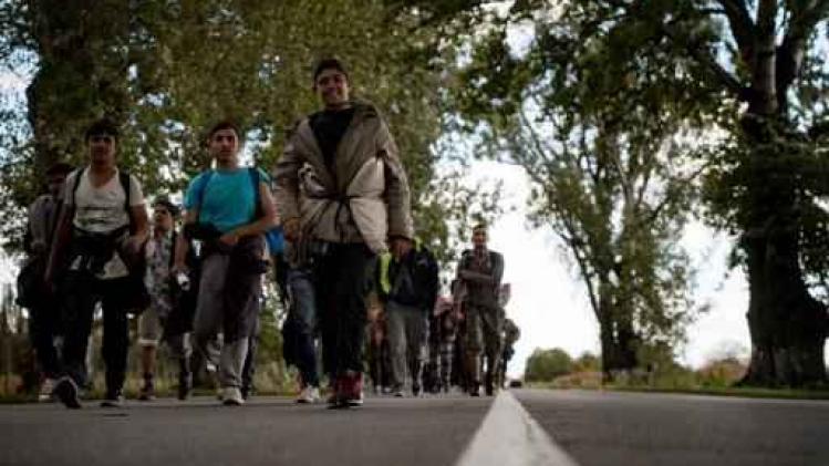 Hongarije sluit asielzoekers weer op tot procedure is afgerond