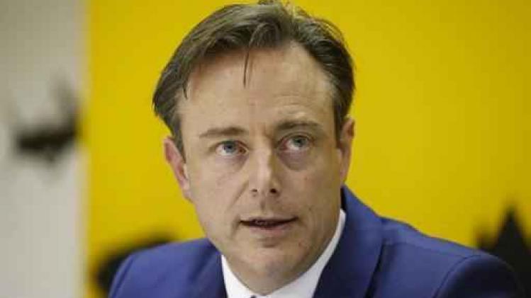 De Wever: "Geen regering met PS zonder confederalisme"