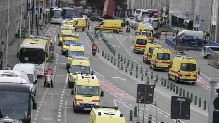 Ambulanciers voeren actie voor kabinet De Block in Brussel