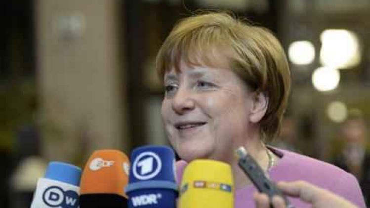 Merkel spreekt steun uit voor Nederland