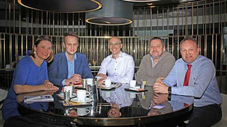 Banner_0009_Coffee Break Group 1