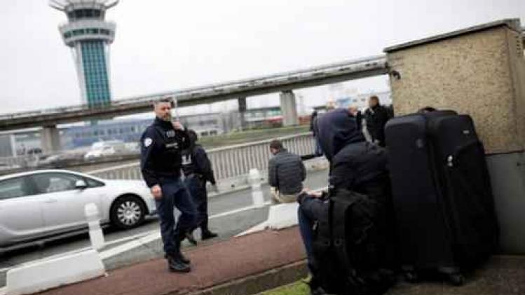 Man doodgeschoten op luchthaven Parijs-Orly - Aanvaller was onder invloed van alcohol en drugs