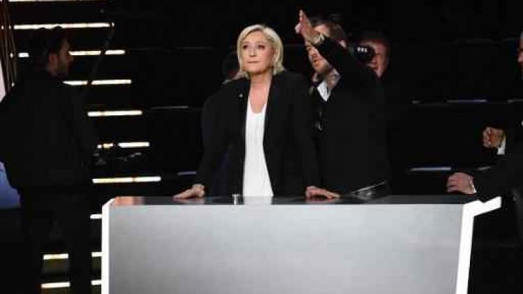 Franse presidentsverkiezingen - Marine Le Pen wil weten "wie naar België trekt om wapens te kopen"