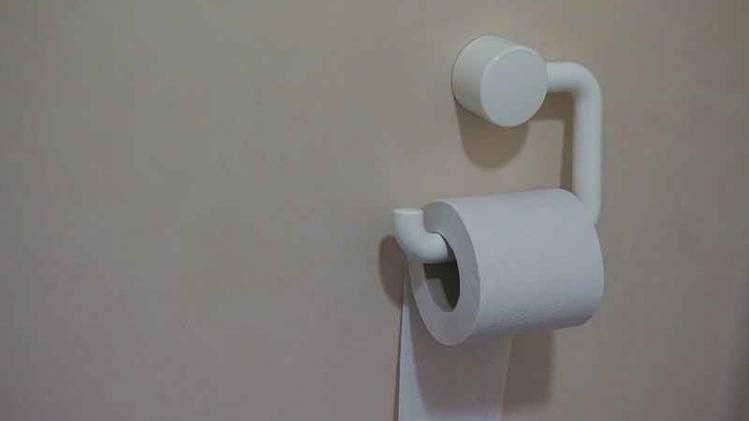 Italiaanse blogster verwerkt negatieve opmerkingen in toiletpapier